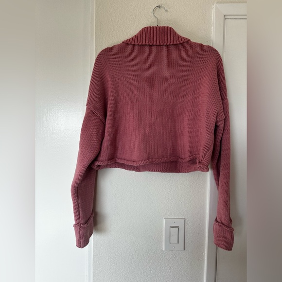 Show me your Mumu Pink Crop Sweater - Picture 9 of 10